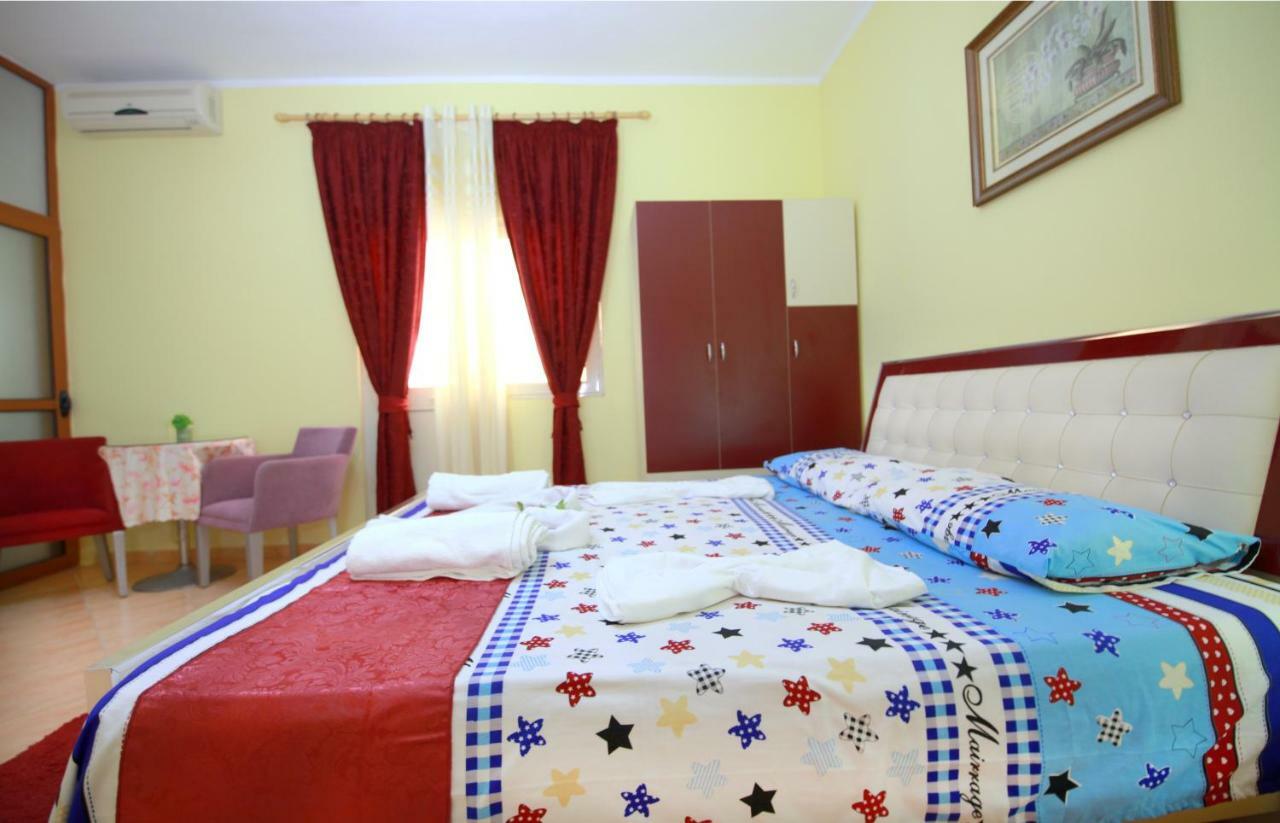 My Home Guest House Durres Bagian luar foto